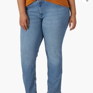 Lee Pluss Mid-Rise Regular Fit Straight Jeans Size 22W Short.